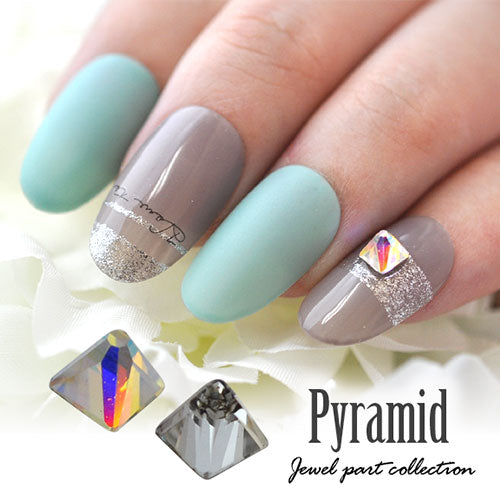 クリスタル ピラミッド 3個 | ラインストーン ネイル ストーン スタッズ メタルパーツ ネイルパーツ ネイルジュエリー ジェルネイル ジェル パーツ ネイル用品 メタルスタッズ ネイルアート セルフネイル ネイル工房 オーロラ