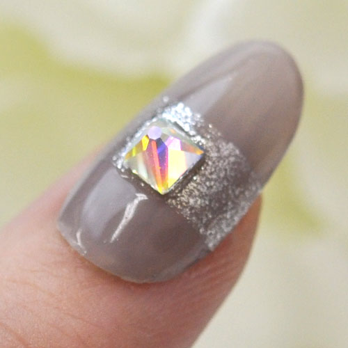 クリスタル ピラミッド 3個 | ラインストーン ネイル ストーン スタッズ メタルパーツ ネイルパーツ ネイルジュエリー ジェルネイル ジェル パーツ ネイル用品 メタルスタッズ ネイルアート セルフネイル ネイル工房 オーロラ